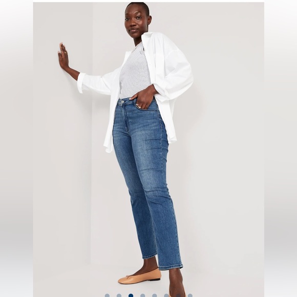 Old Navy High Rise Wow Straight Jeans - Picture 4 of 9